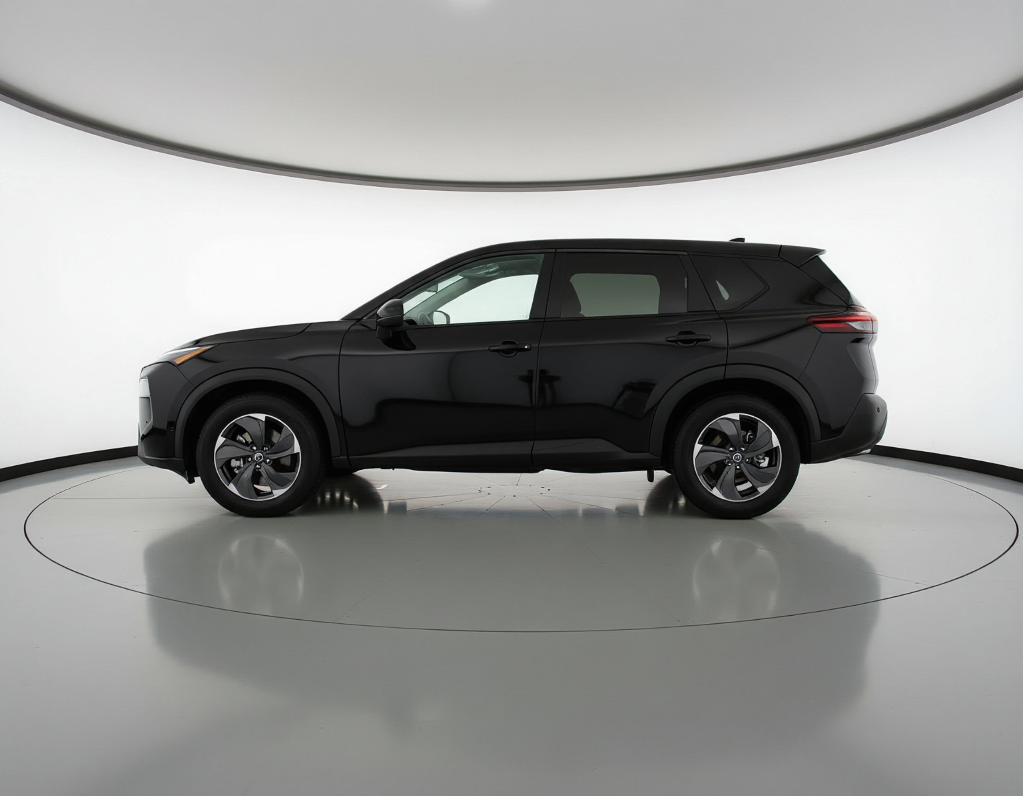 Used 2025 Nissan Rogue SV FWD image 5