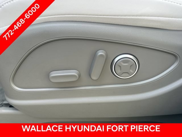 Used 2026 Hyundai Palisade SEL Premium FWD image 17
