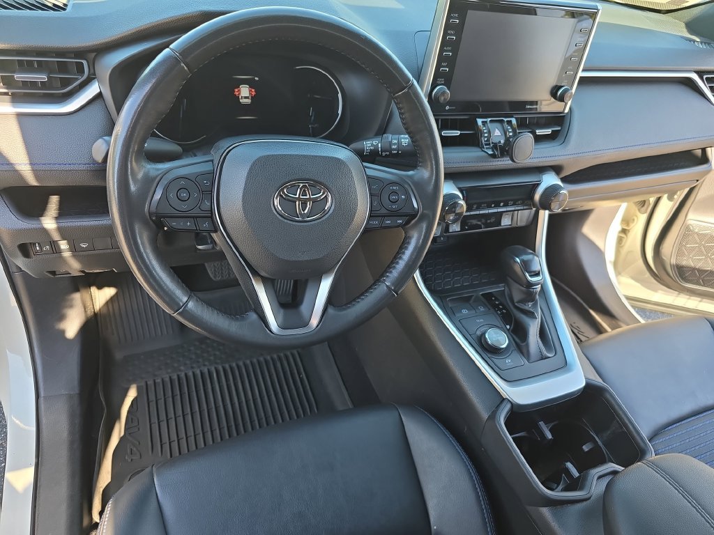 Certified 2022 Toyota RAV4 XSE w/ XSE Grade Weather Package AWD/4WD image 21
