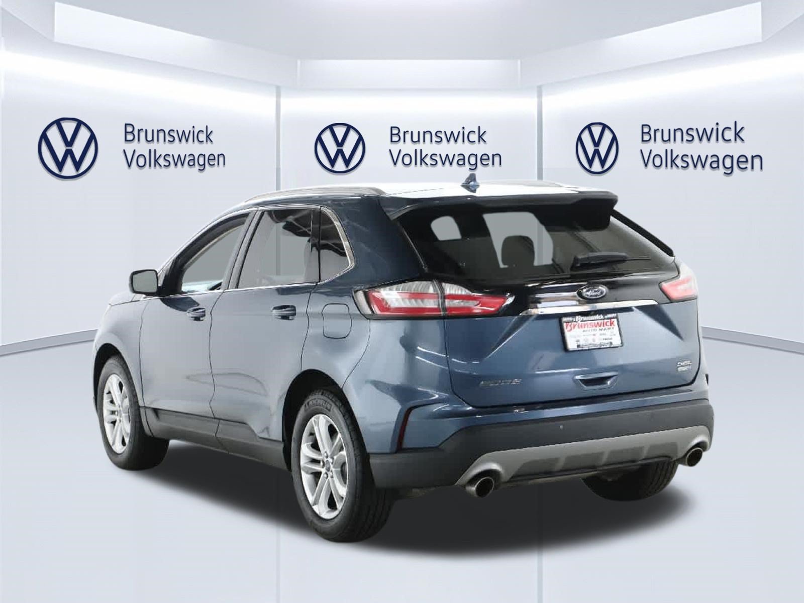 Used 2019 Ford Edge SEL w/ Equipment Group 201A AWD/4WD image 39