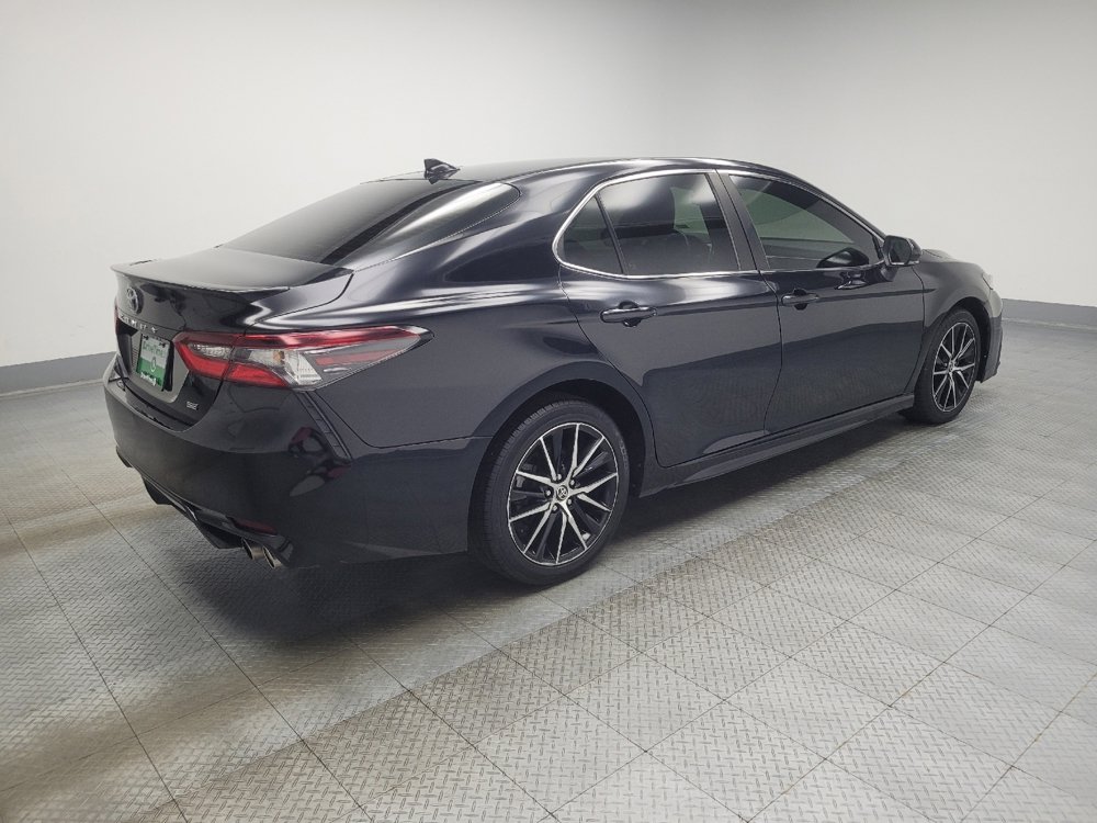 Used 2022 Toyota Camry SE image 10