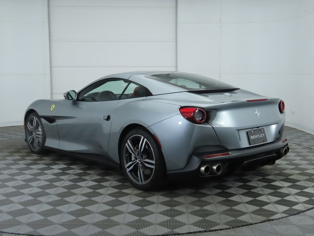Used 2019 Ferrari Portofino image 15