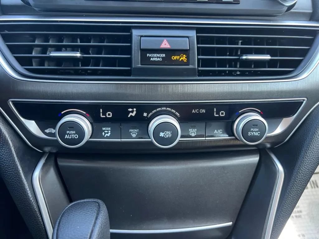 Used 2018 Honda Accord LX image 42