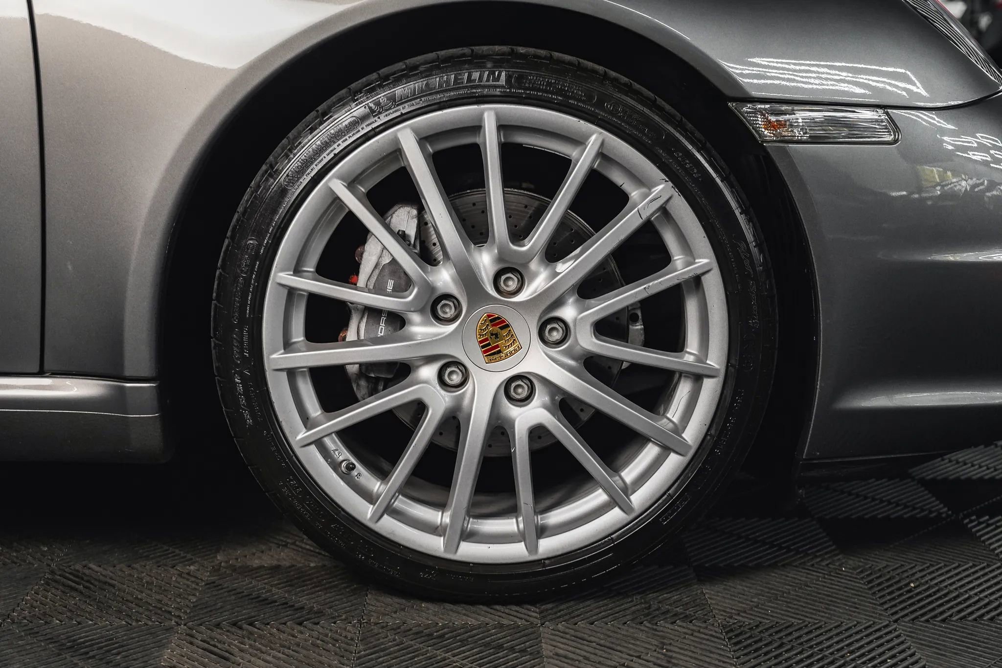 Used 2007 Porsche 911 GT3 RS image 14