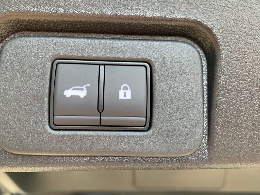New 2026 Nissan Rogue SV FWD image 6
