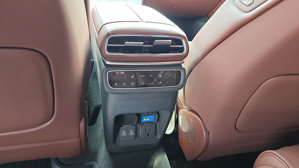 New 2026 Genesis GV80 3.5T Prestige AWD/4WD image 3