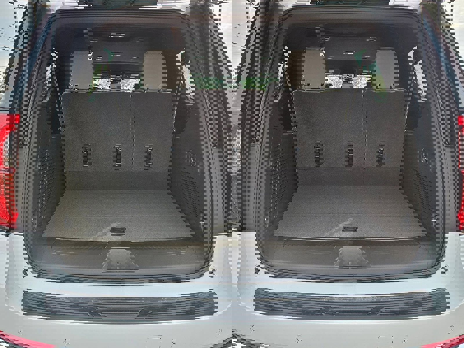 New 2026 GMC Yukon XL Elevation image 4