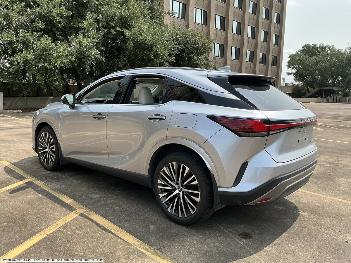 Used 2023 Lexus RX 350 Premium Plus w/ Accessory Package (K3) FWD image 4