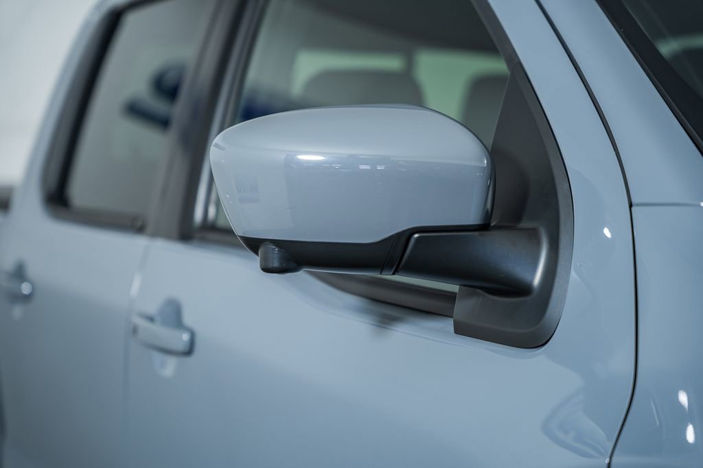 Used 2024 Nissan Frontier PRO-4X w/ Pro Convenience Package image 15