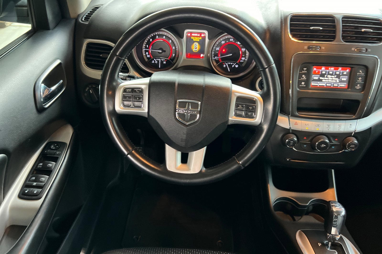 Used 2018 Dodge Journey SE w/ Popular Equipment Group image 16