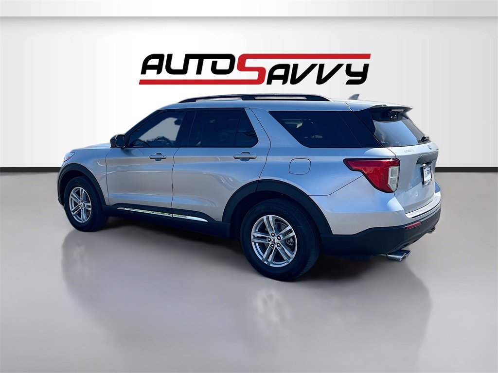 Used 2022 Ford Explorer XLT image 5