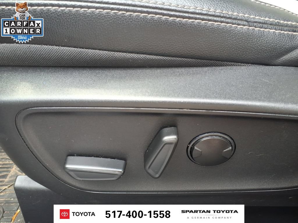 Used 2023 Ford Escape SE w/ PHEV Premium Package FWD image 16