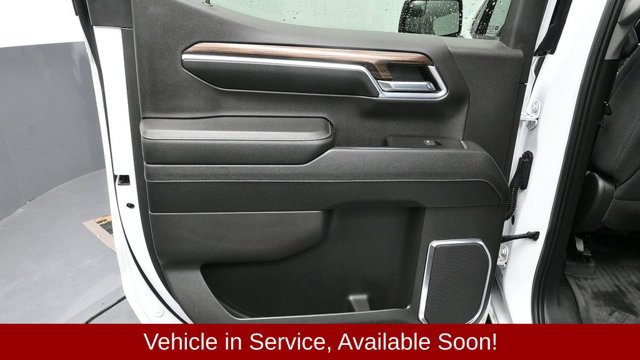 Used 2023 Chevrolet Silverado 1500 LT Trail Boss w/ Protection Package AWD/4WD image 15