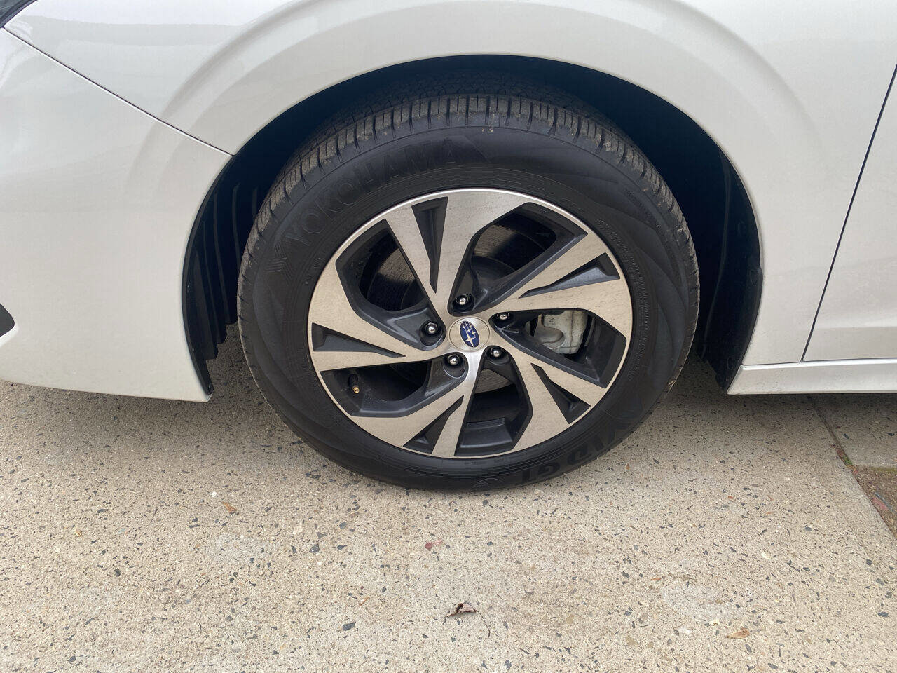 Used 2023 Subaru Legacy Premium image 4