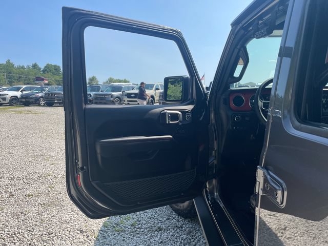 Used 2023 Jeep Wrangler Unlimited Rubicon 4xe AWD/4WD image 24
