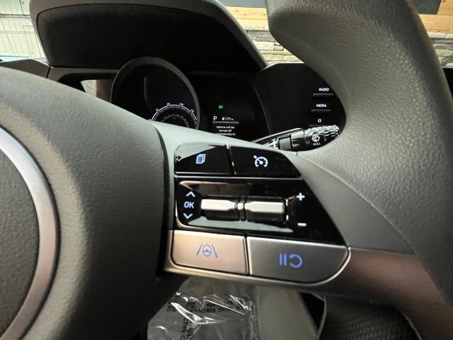Used 2023 Hyundai Elantra Blue FWD image 26