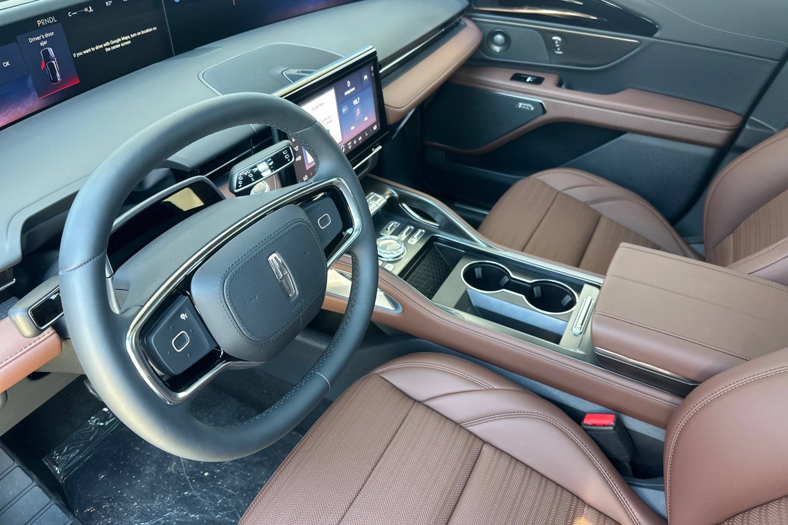 New 2026 Lincoln Nautilus Reserve w/ Jet Appearance Package AWD/4WD image 6