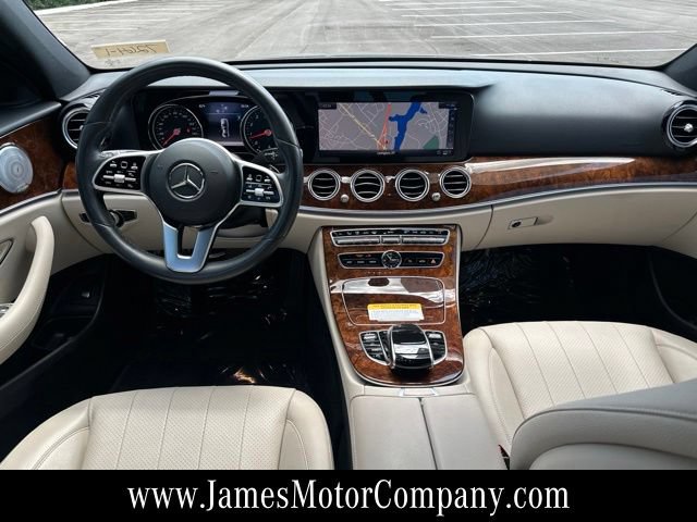 Certified 2019 Mercedes-Benz E 300 4MATIC image 10