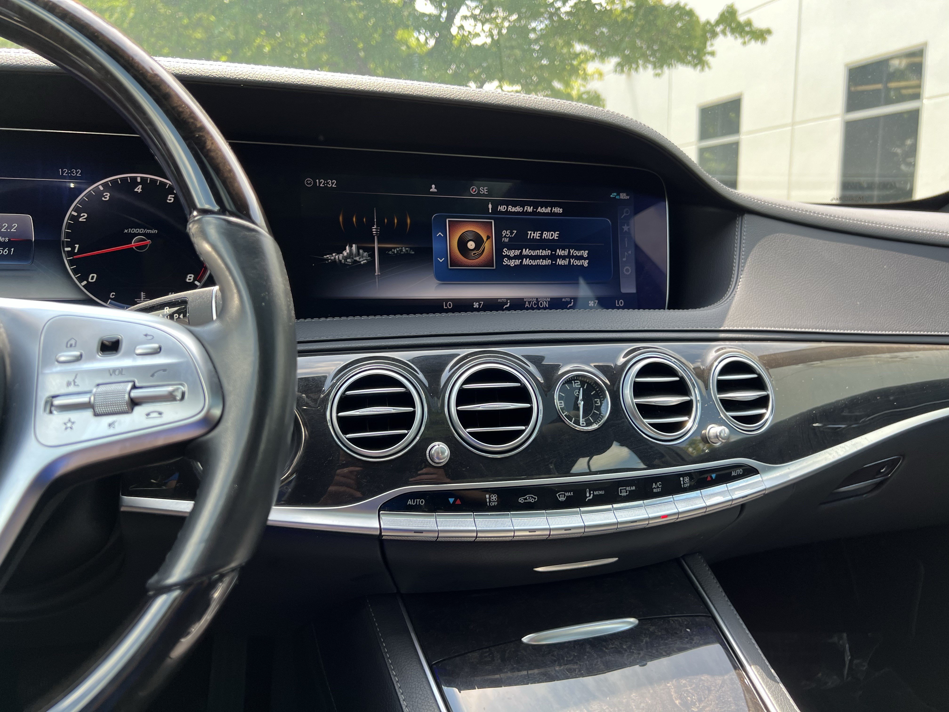 Certified 2020 Mercedes-Benz S 450 Sedan w/ Premium Package image 31