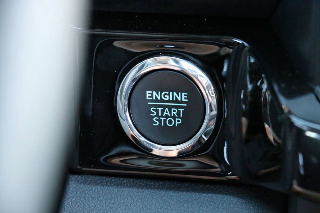 New 2026 Ford F250 Lariat w/ Black Appearance Package image 14