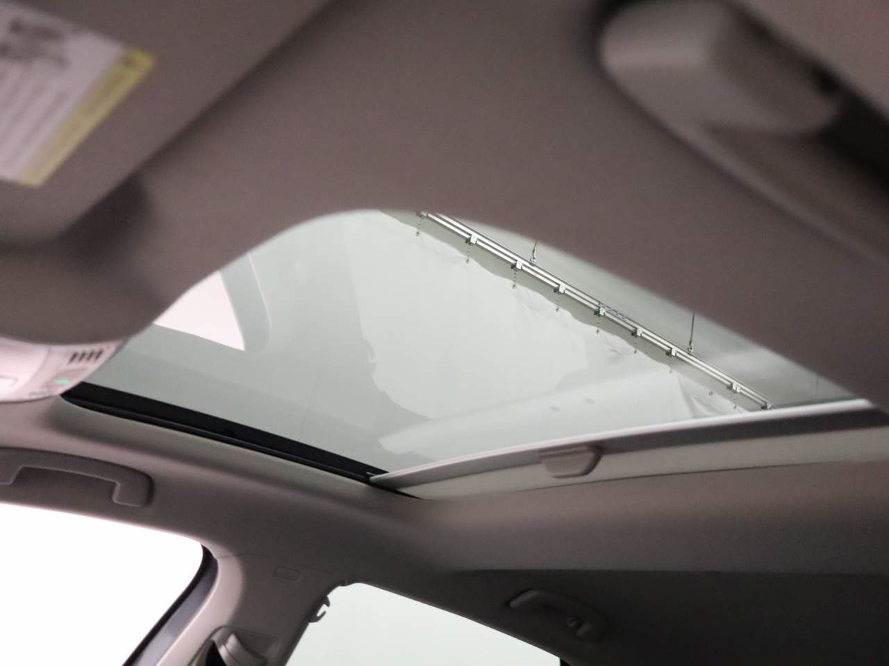 Certified 2022 Volkswagen Jetta SEL FWD image 19