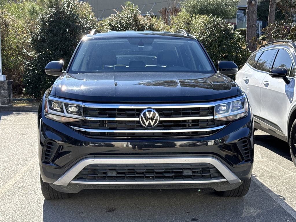 Used 2023 Volkswagen Atlas SE w/ Black Wheel Package image 2
