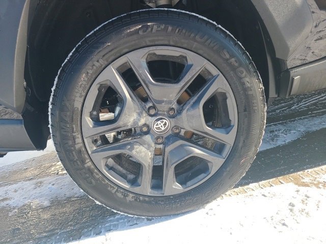 Used 2024 Toyota RAV4 Adventure image 10