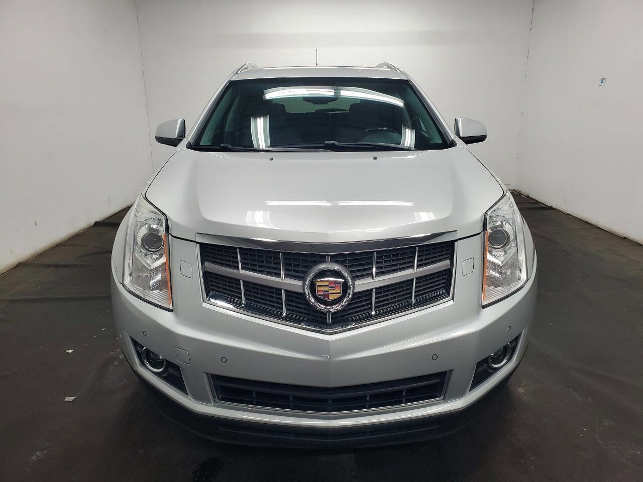 Used 2012 Cadillac SRX Performance FWD image 2