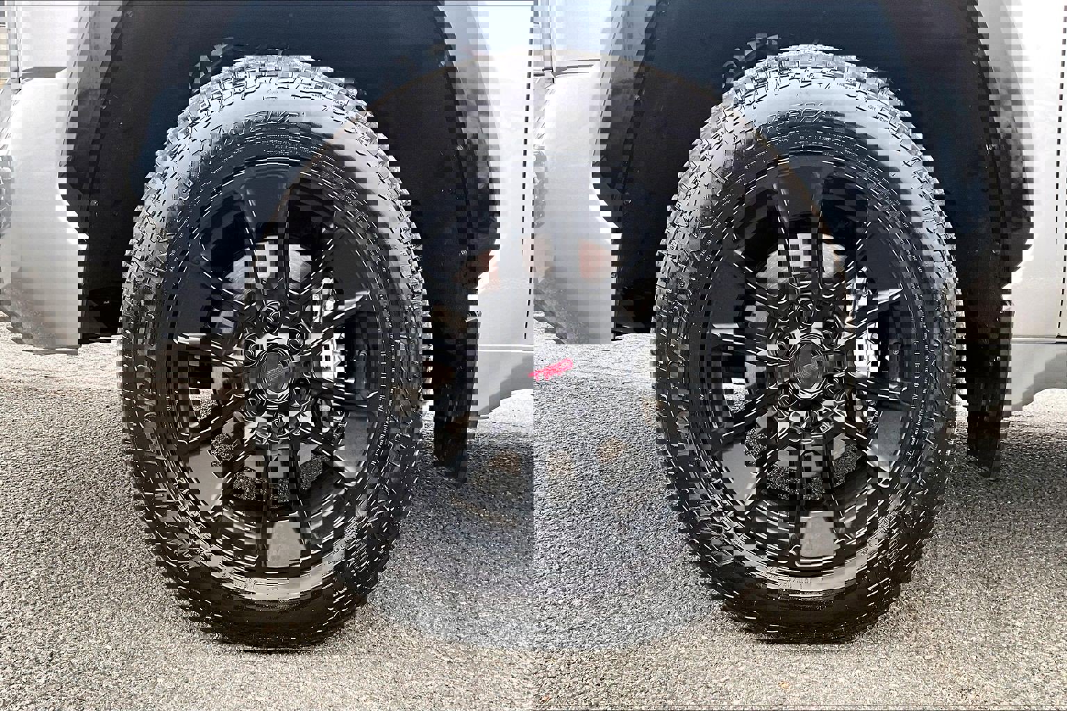 Used 2025 Toyota Tundra Platinum image 9