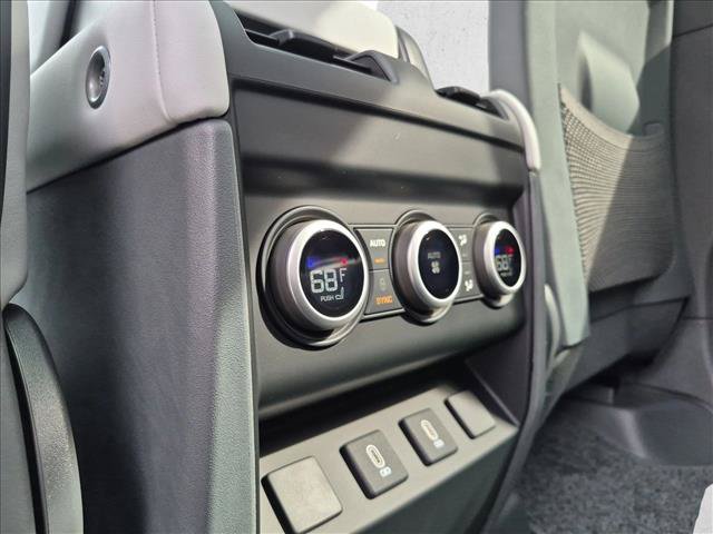 New 2026 Land Rover Defender 110 X-Dynamic SE AWD/4WD image 23