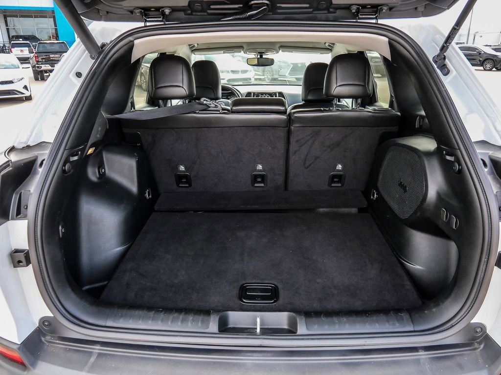 Used 2020 Jeep Cherokee Limited FWD image 10