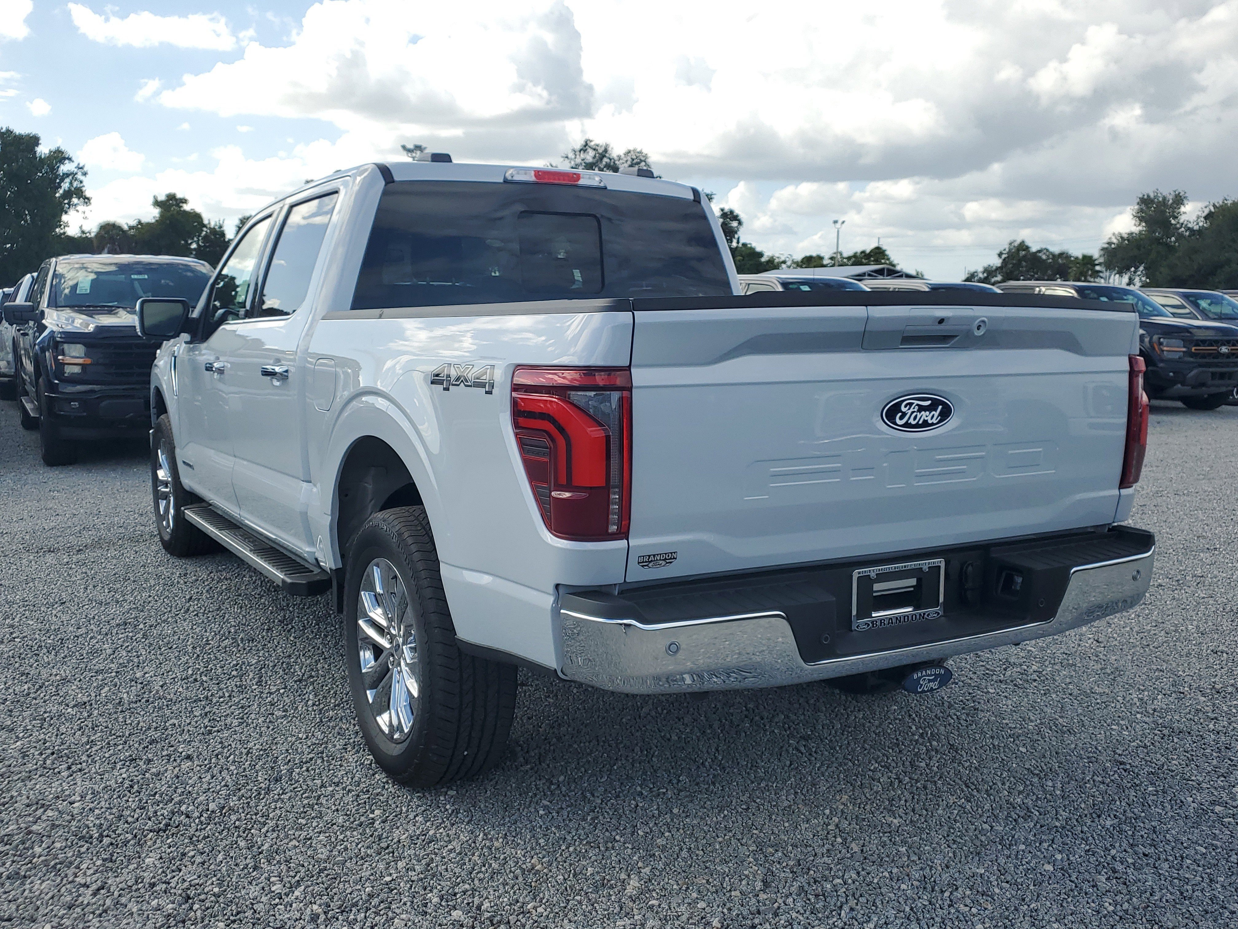 New 2025 Ford F150 Lariat w/ Equipment Group 501A Mid image 8