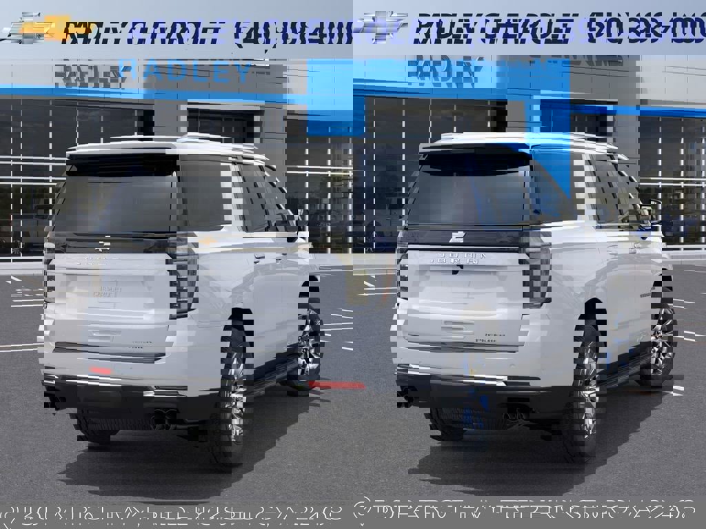 New 2026 Chevrolet Suburban Premier image 4