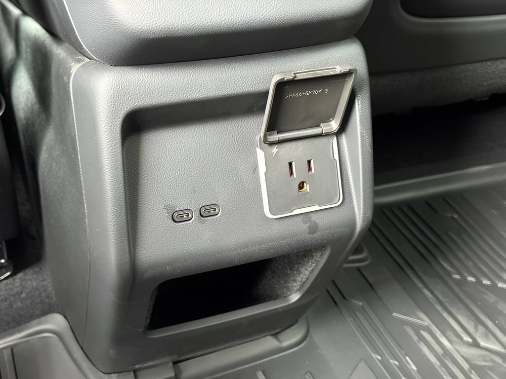 New 2027 Cadillac Optiq Sport w/ LPO, Floor Liner Package AWD/4WD image 20