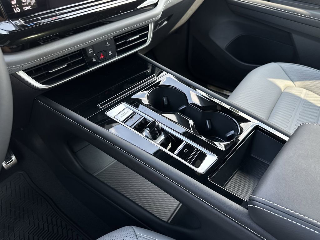 New 2026 Volkswagen Atlas Cross Sport SEL R-Line image 19