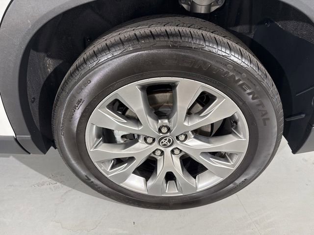 Used 2024 Toyota Grand Highlander Limited AWD/4WD image 8