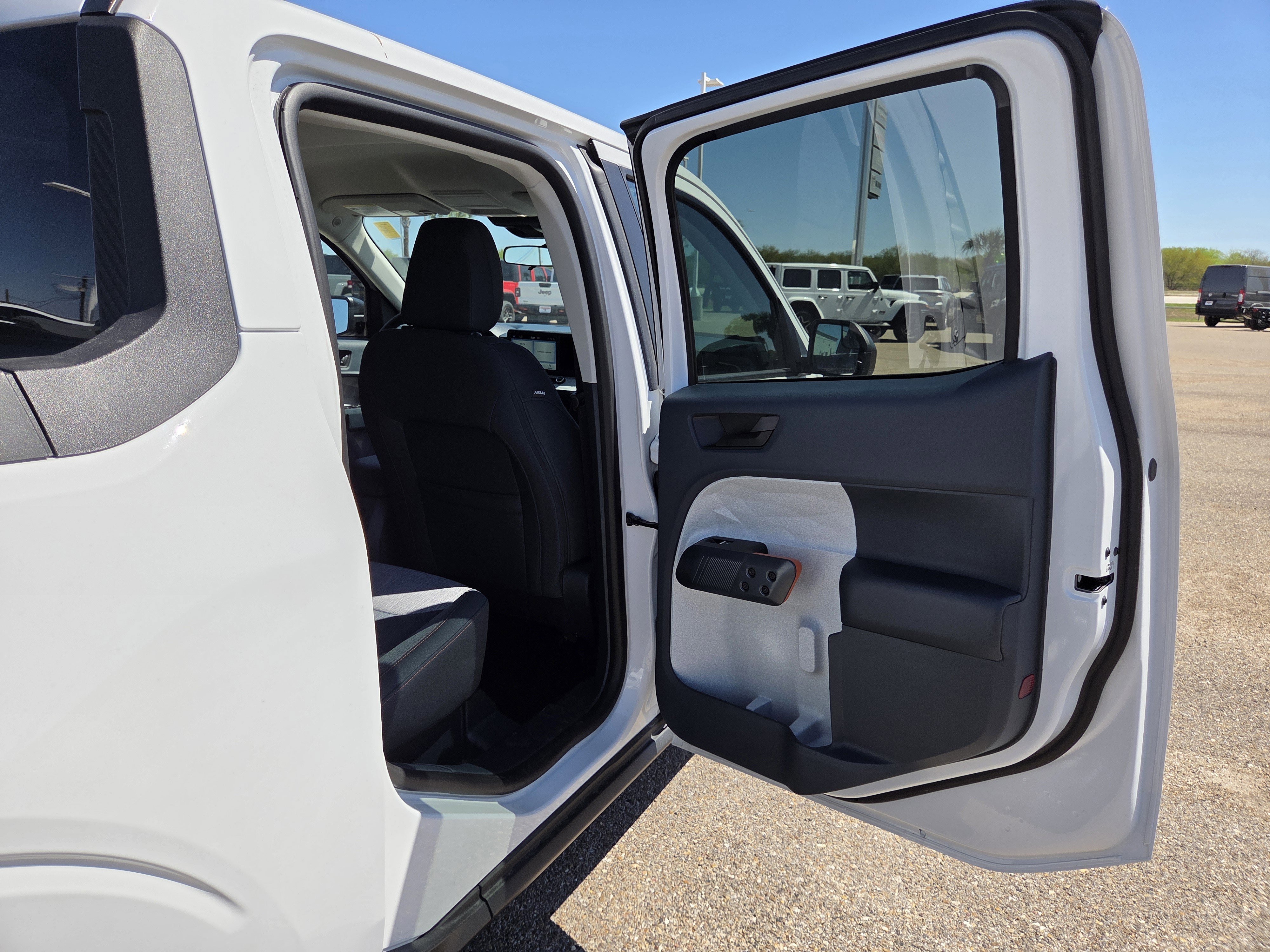 Used 2024 Ford Maverick XLT w/ Equipment Group 300A Standard image 16