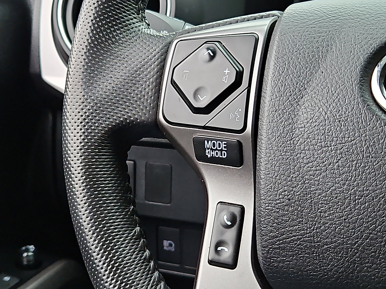 Certified 2023 Toyota Tacoma SR5 image 20