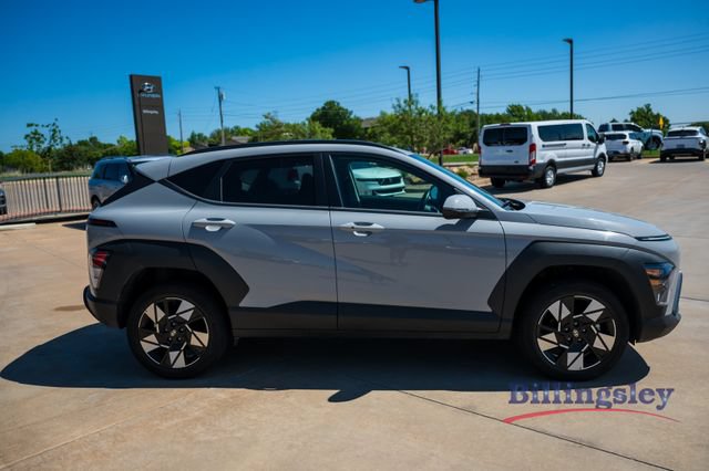 Used 2025 Hyundai Kona SEL AWD/4WD image 6