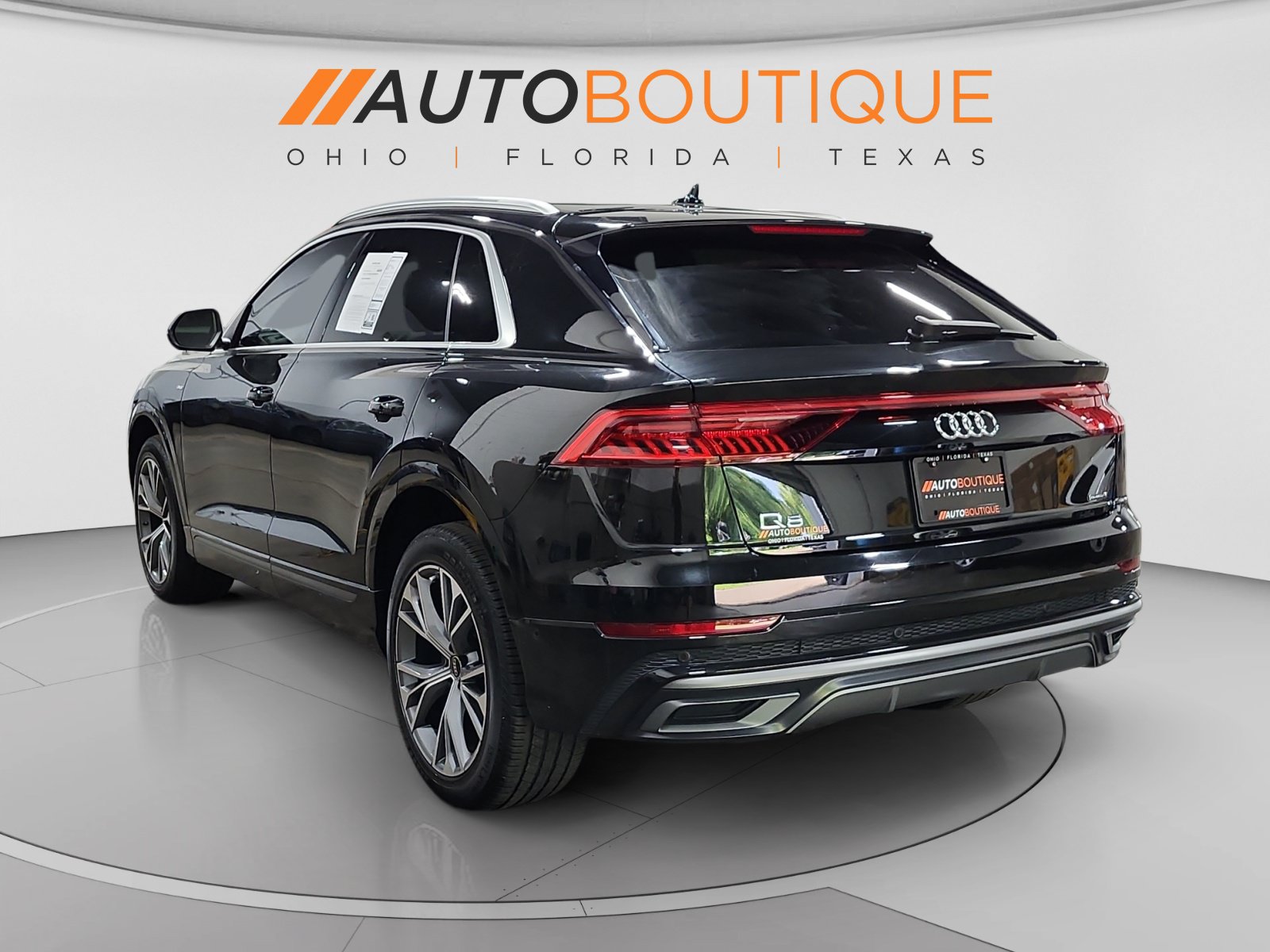Used 2023 Audi Q8 Premium Plus w/ Premium Plus Package AWD/4WD image 3