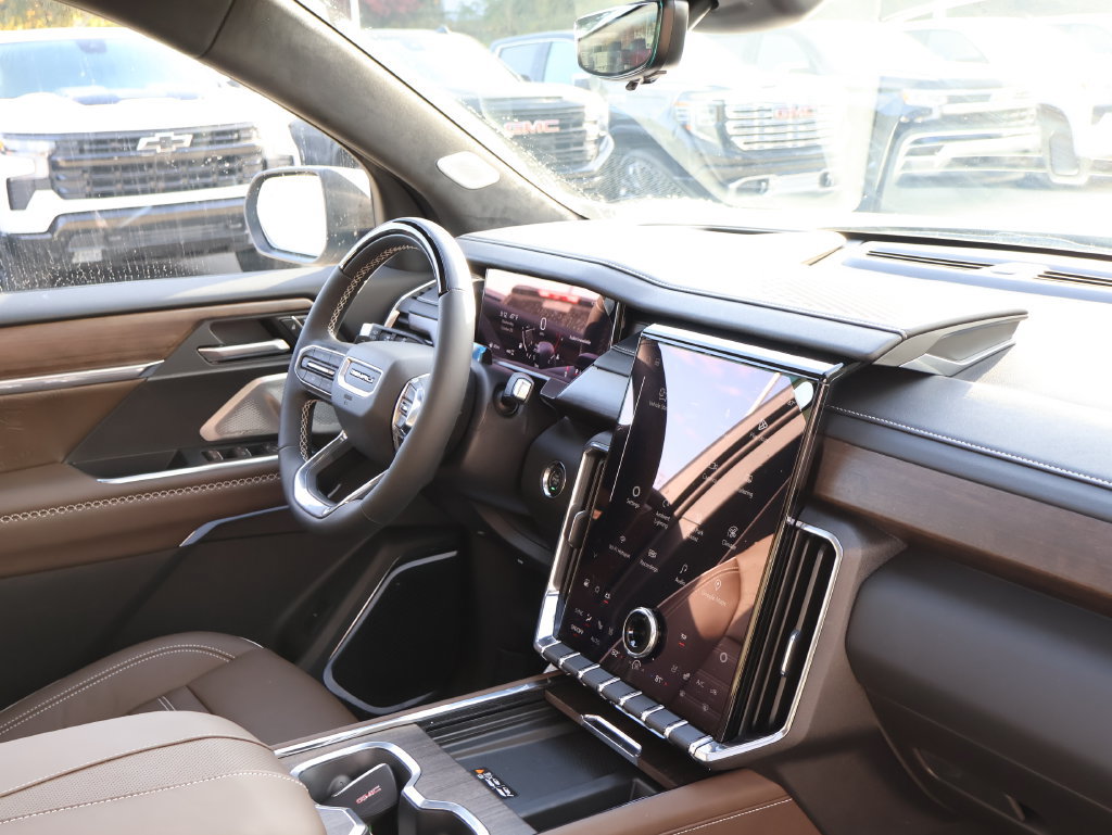 New 2027 GMC Acadia Denali Ultimate w/ LPO, Floor Liner Package AWD/4WD image 41