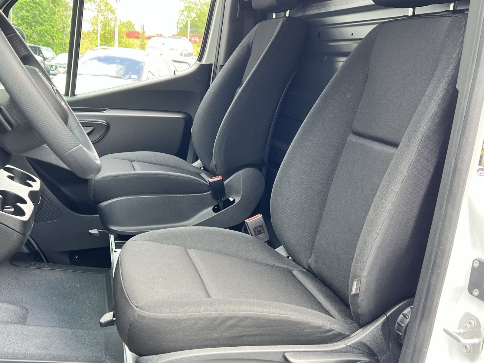 New 2026 Mercedes-Benz Sprinter 2500 image 18