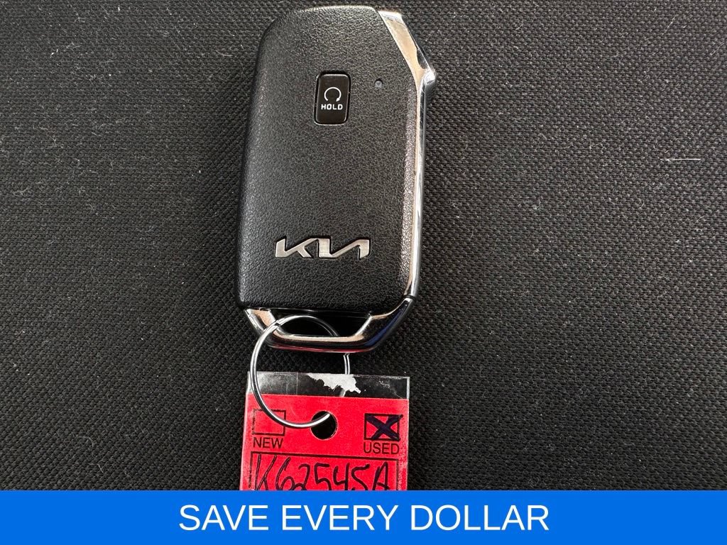 Used 2022 Kia K5 LXS FWD image 16