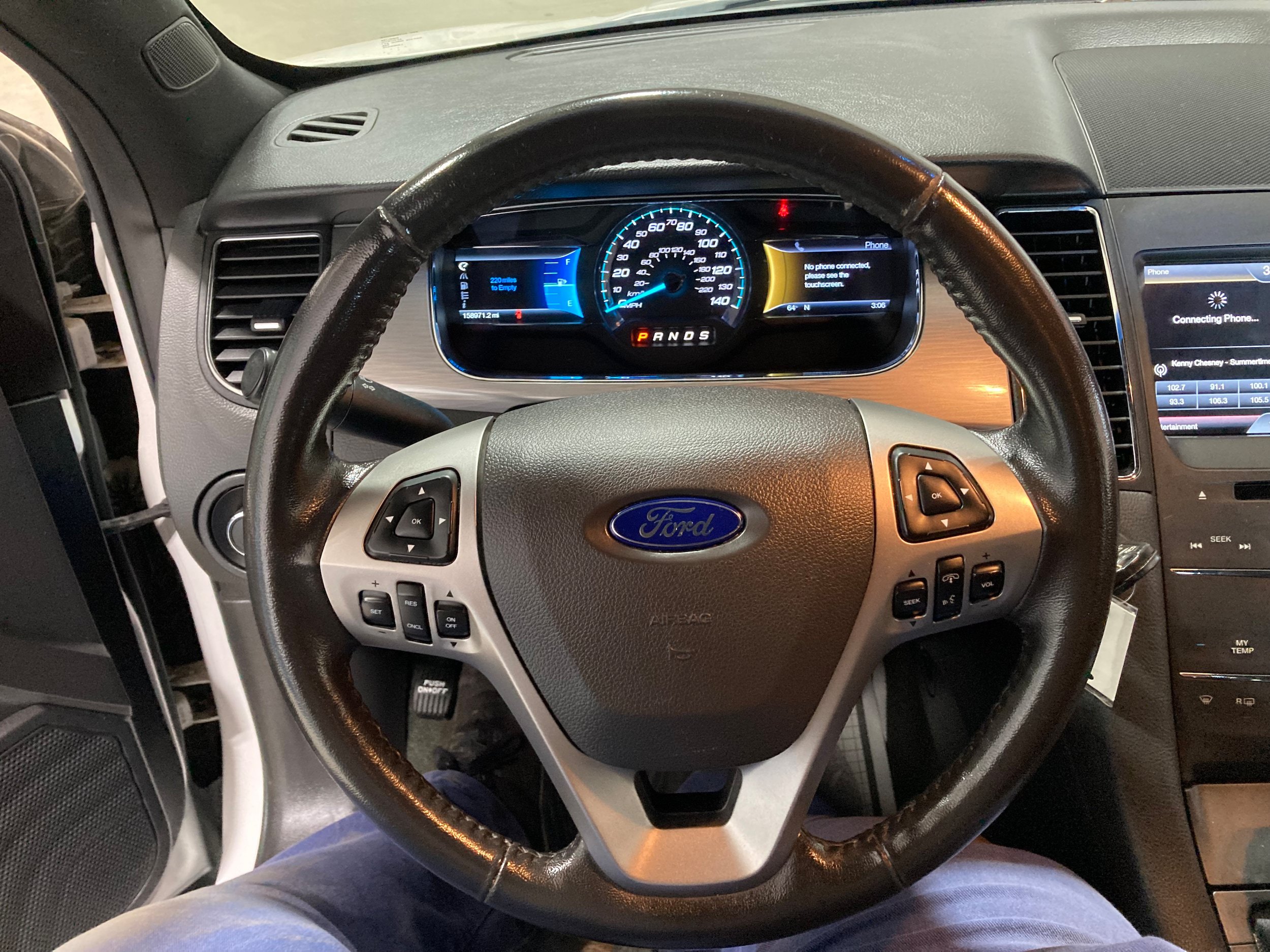 Used 2013 Ford Taurus SEL FWD image 19