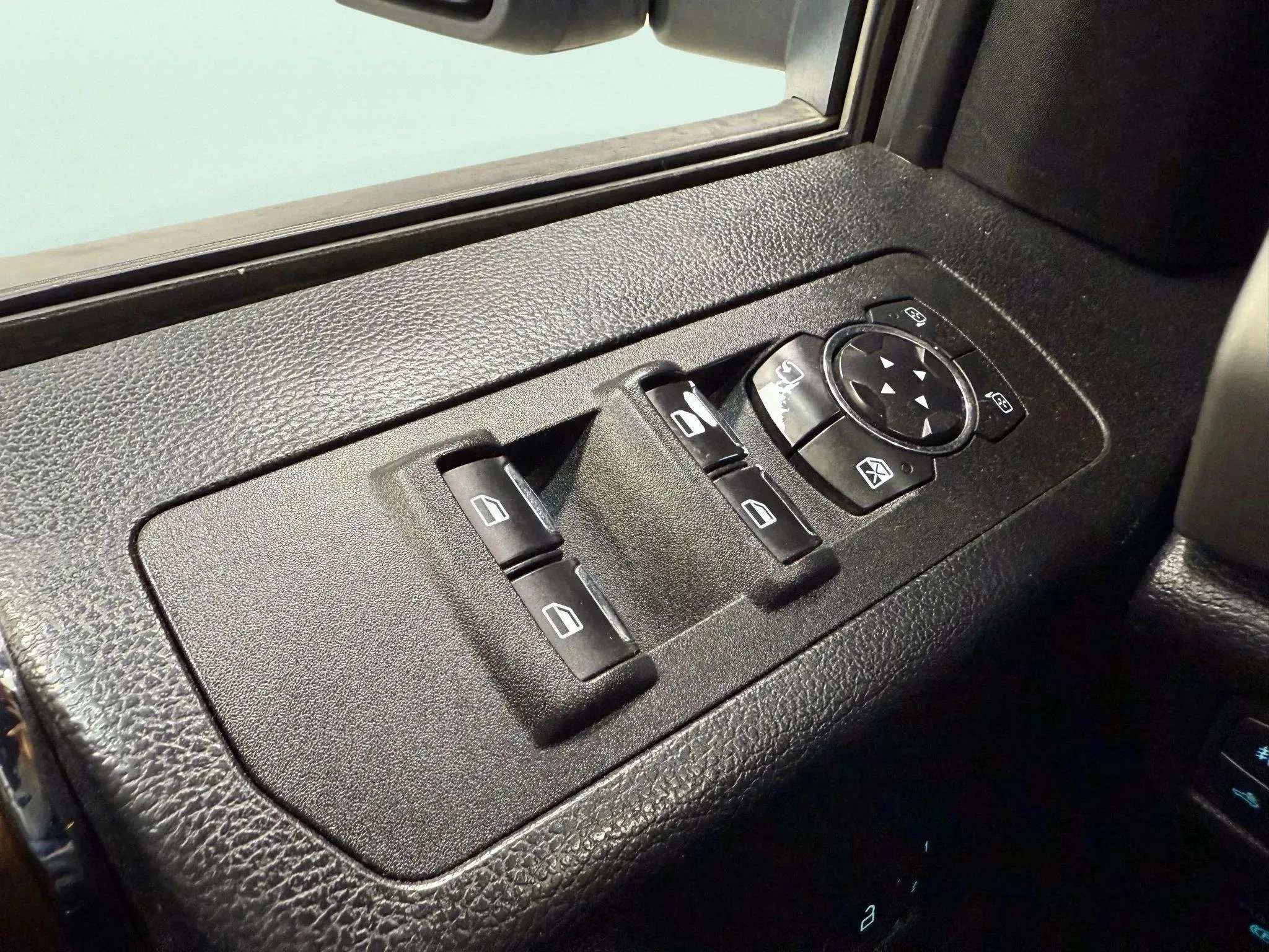 Used 2019 Ford F150 Lariat image 22