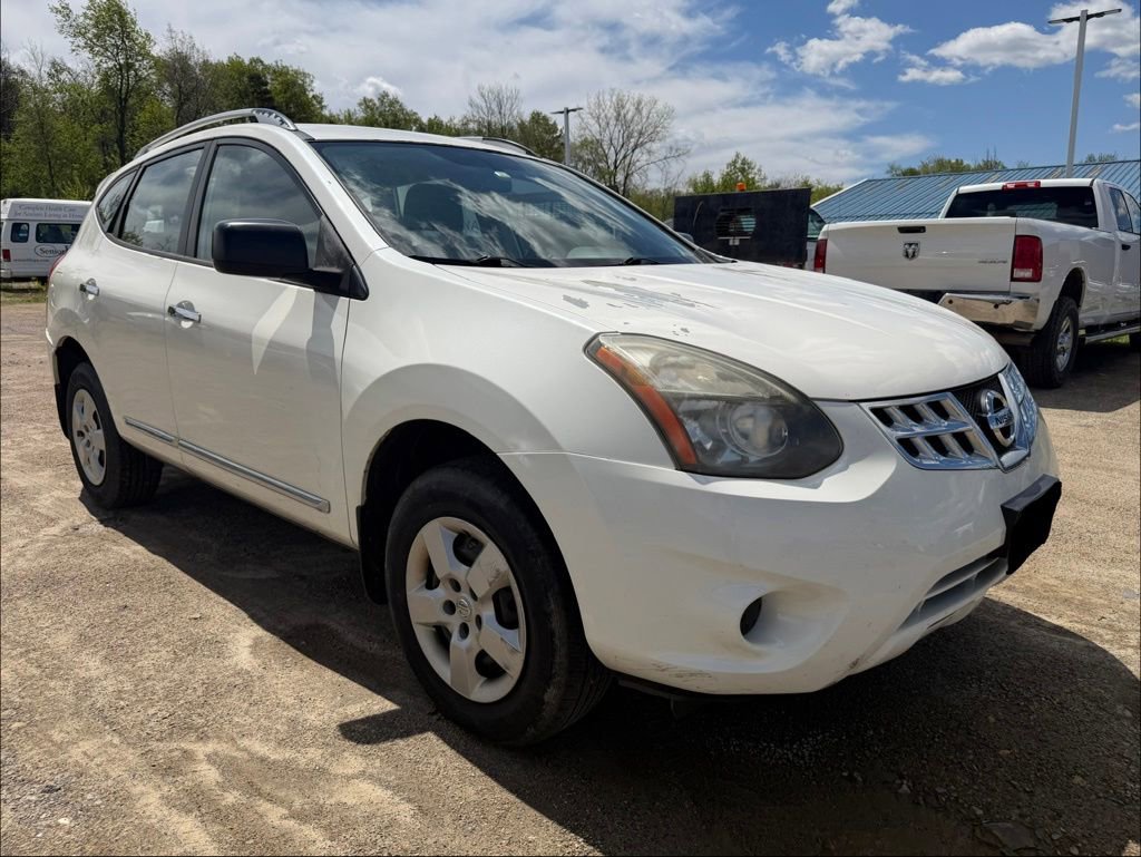 Used 2014 Nissan Rogue S w/ Convenience Package AWD/4WD image 7