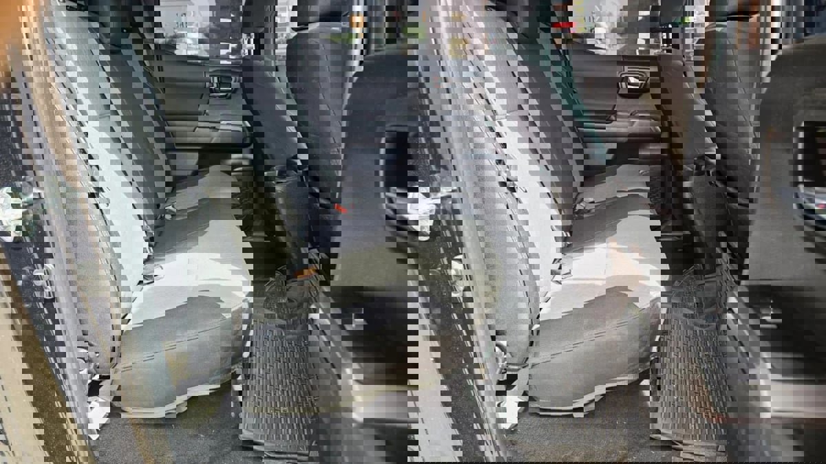 Used 2023 Toyota Tacoma TRD Sport image 41