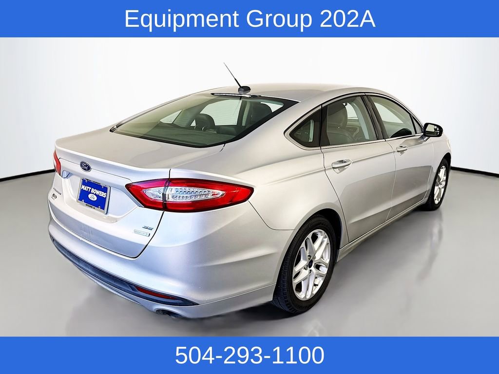 Used 2016 Ford Fusion SE w/ Equipment Group 202A image 5