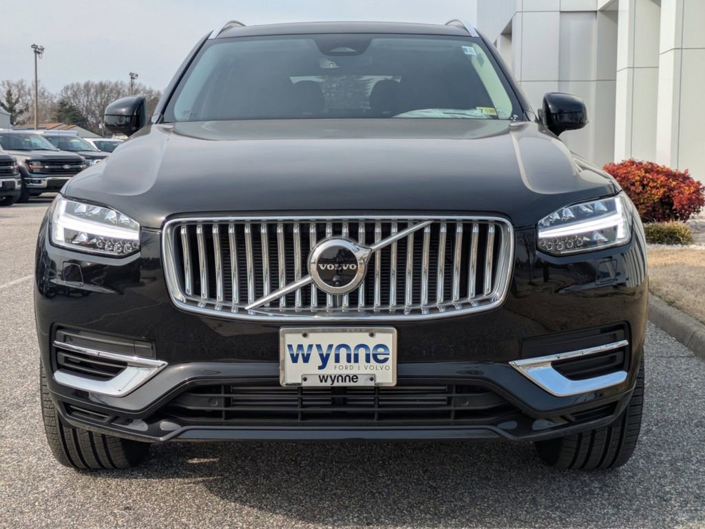New 2025 Volvo XC90 T8 Ultra w/ Protection Package Premier AWD/4WD image 9