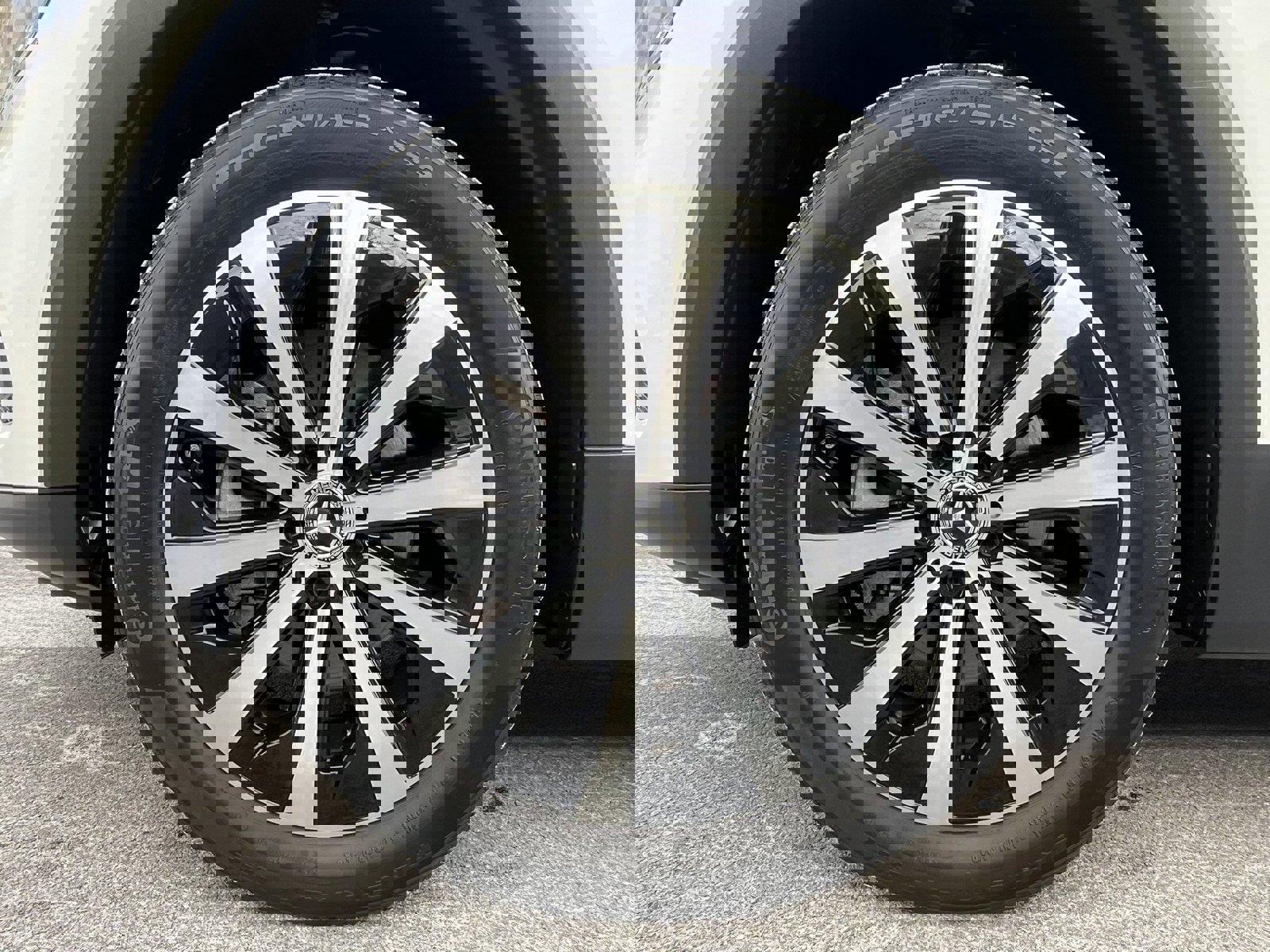 Used 2022 Mercedes-Benz GLB 250 4MATIC image 24